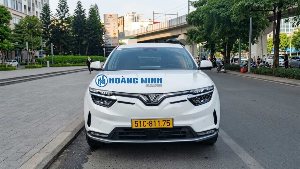 Cho thuê xe 4 chỗ TPHCM đưa đón tại các khu văn phòng